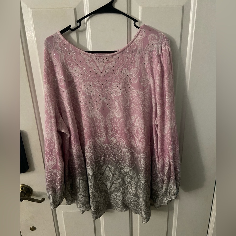 Women’s plus size top 2x